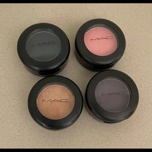 MAC Eye Shadow Bundle